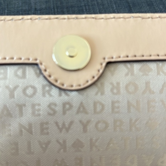 Kate Spade phone crossbody bag - Picture 10 of 13